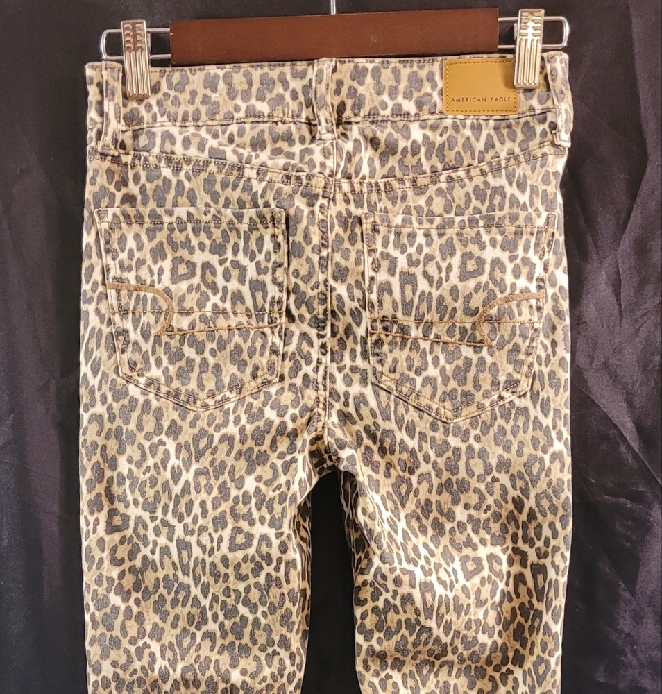 American Eagle Leopard Jeans - Picture 3 of 6